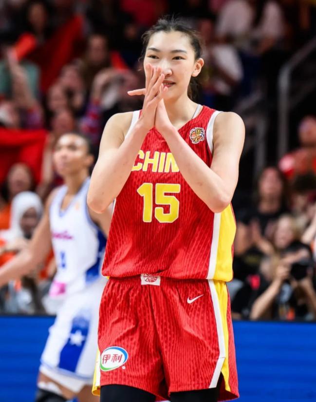 FIBA支持率中国女篮仅4% 最近一次交手是巴黎奥运资格赛，中国女篮50-82惨
