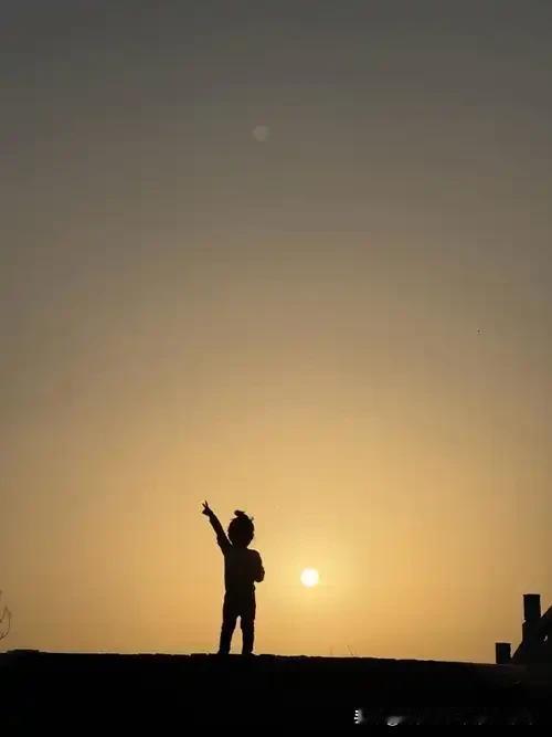 今天的努力，是明天最好的铺垫。