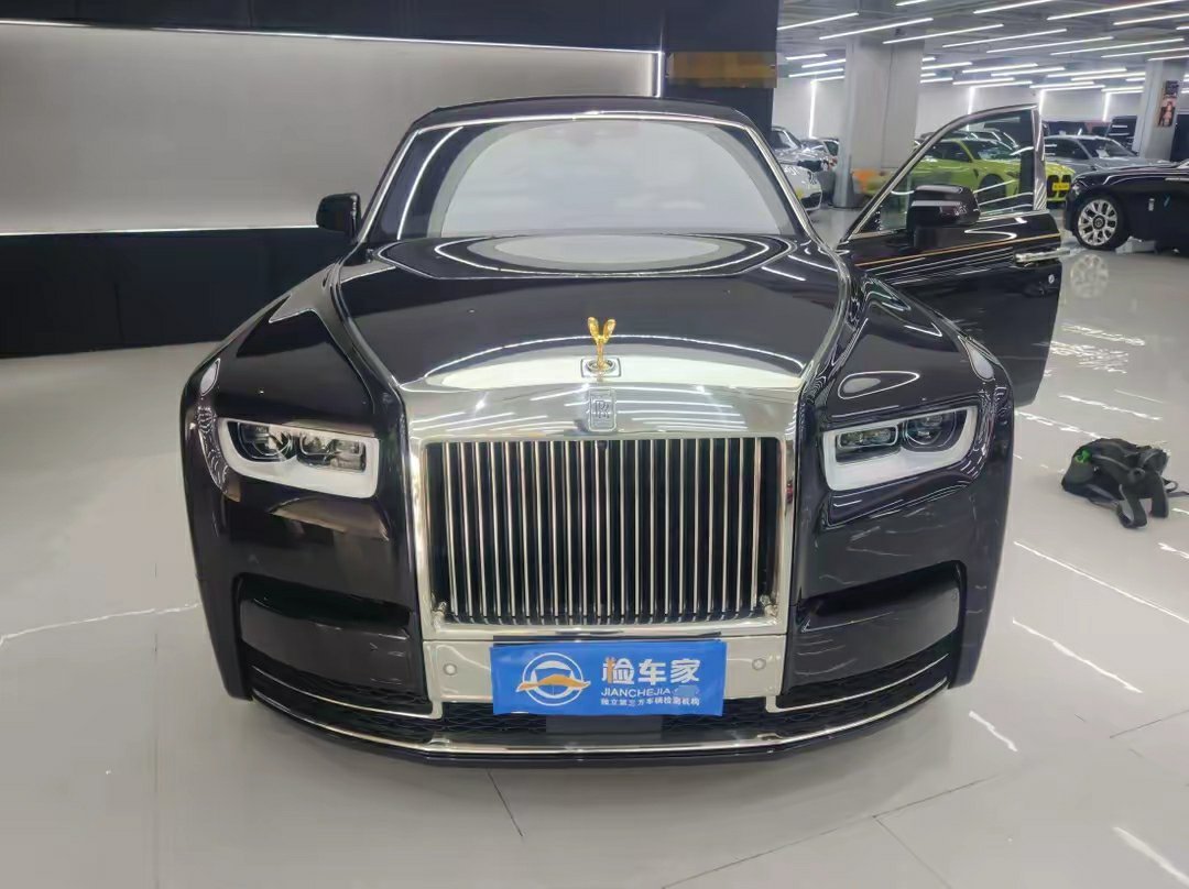 #大v聊车# 劳斯莱斯幻影（Rolls-Royce Phantom）是劳斯莱斯汽
