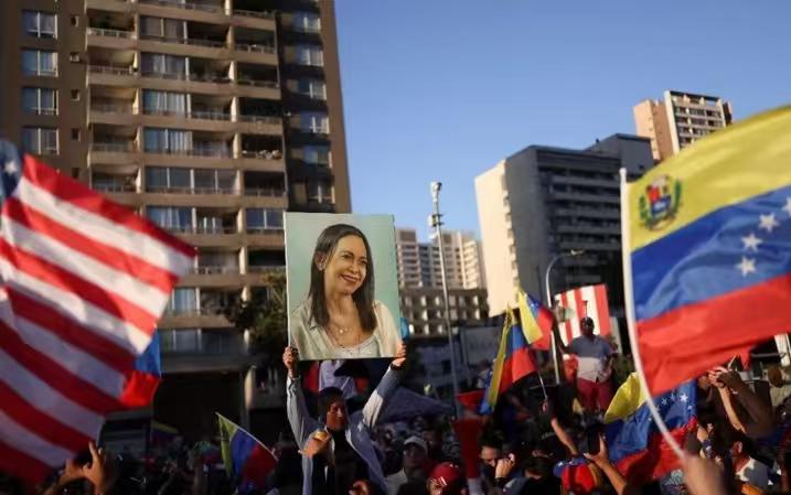 委内瑞拉反对派领袖马查多下周将访美。此前，马查多曾表示自己将尽快回到委内瑞拉，她