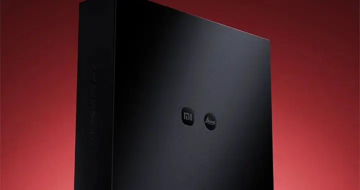 小米17 Ultra徕卡版确认，徕卡红标+大师变焦环