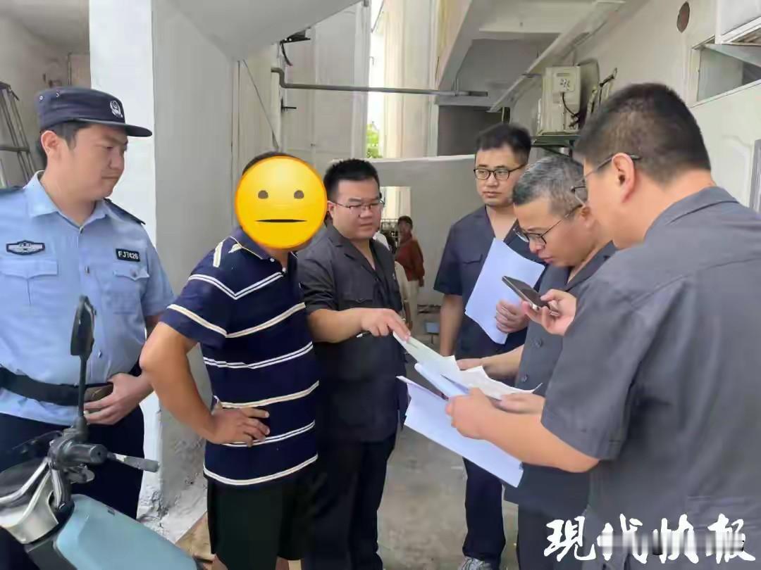 江苏盐城，男子给一客户供货，对方欠了快20000的货款迟迟不还，男子多次催款，对