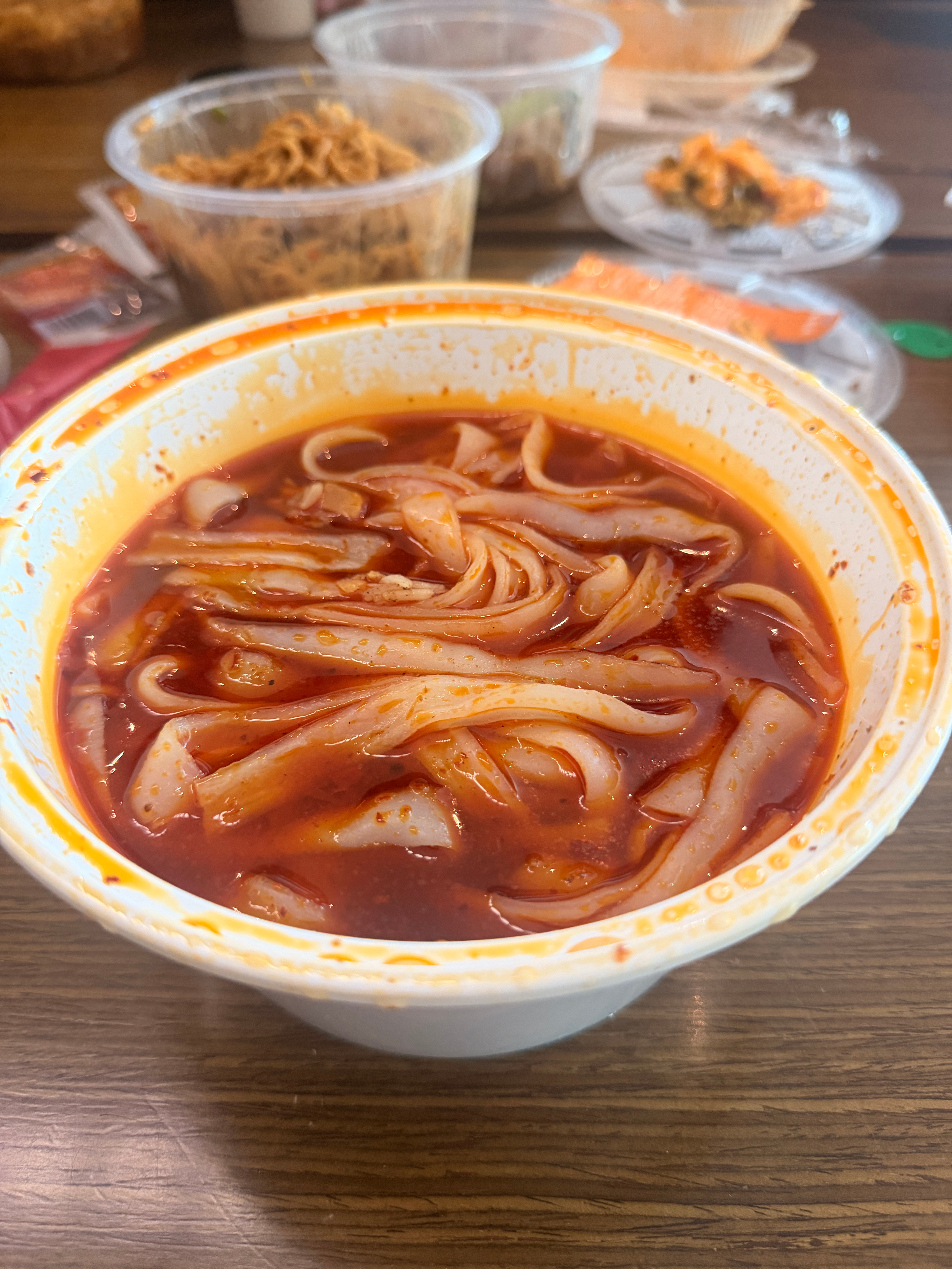 武汉的外卖🥡真的我原本以为热干面是最好吃的😋结果！！！这个宽粉更加惊艳～ 武