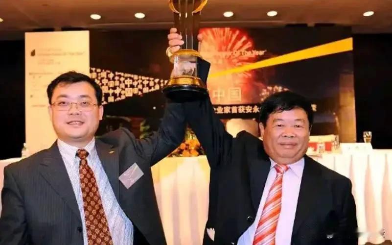 近期曹德旺回应中美关税战说，大不了就把美国的工厂关掉。

 曹德旺之所以这样说，