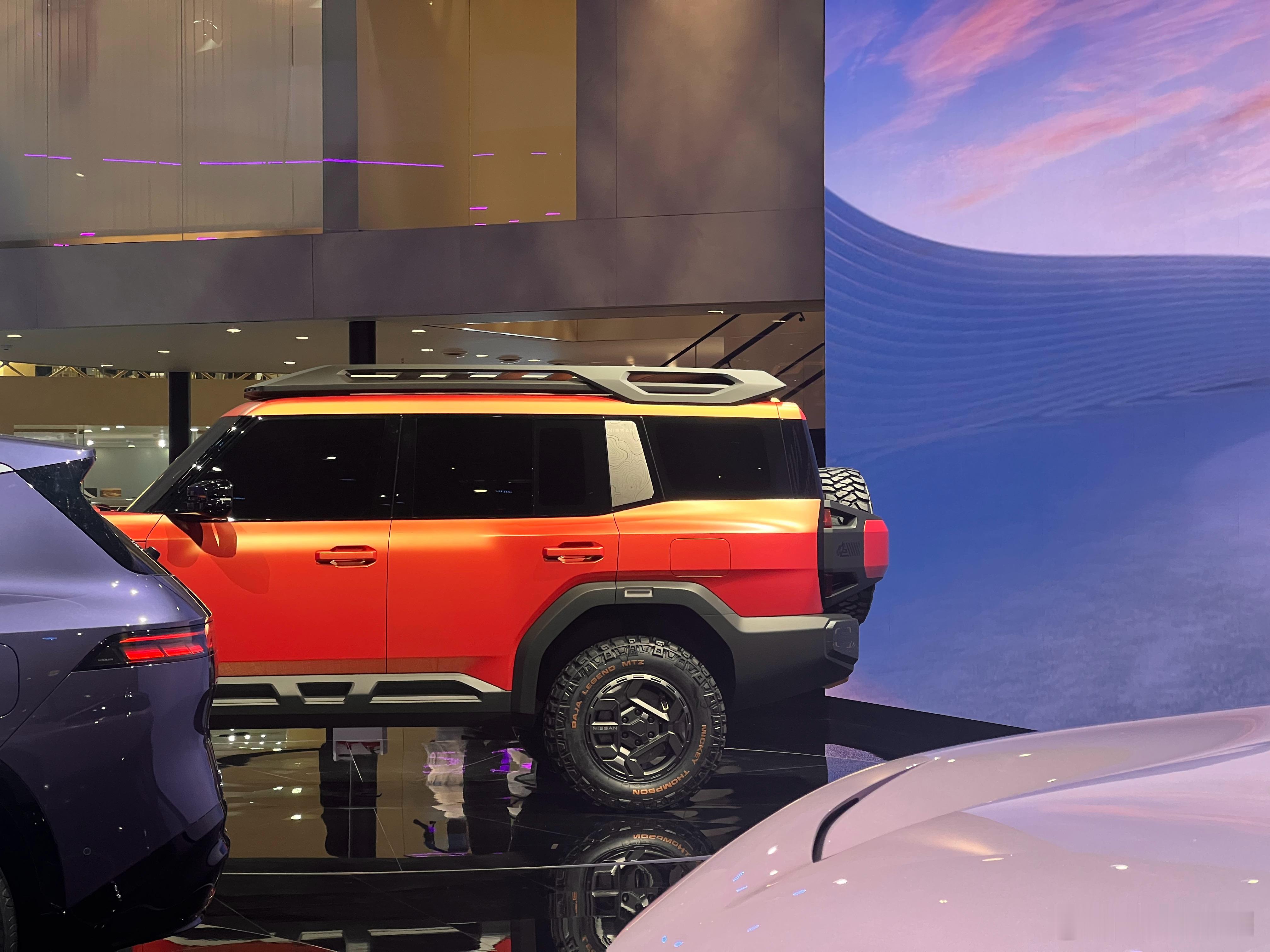 日产展出了个Terrano PHEV概念车，还挺漂亮！前脸有点陆地巡洋舰300内