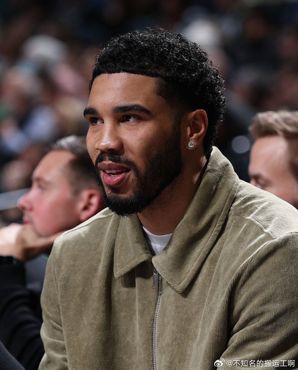 NBA  据麦克-马洪报道，杰森·塔图姆本赛季回归只是时间问题，而不是会不会回归