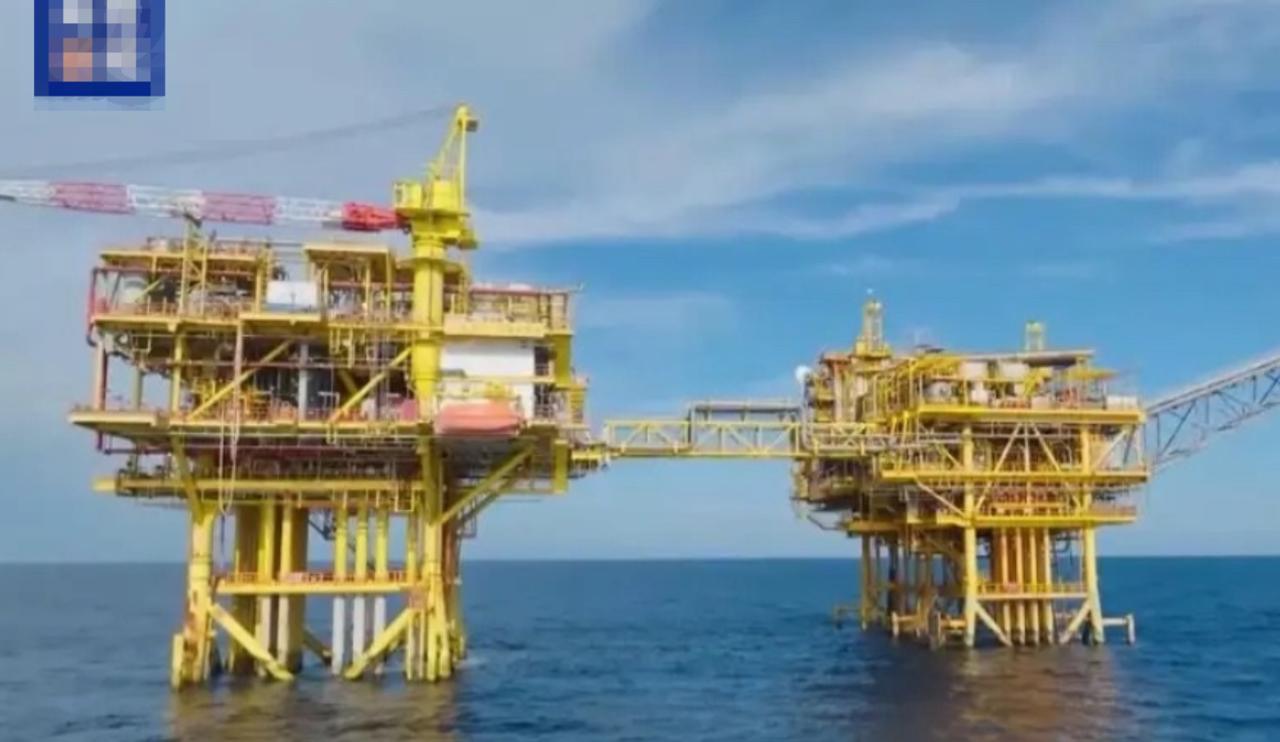 中国海油正式宣布，
 
4月11日，据央媒报道，中国海油正式宣布：我国首个海上注