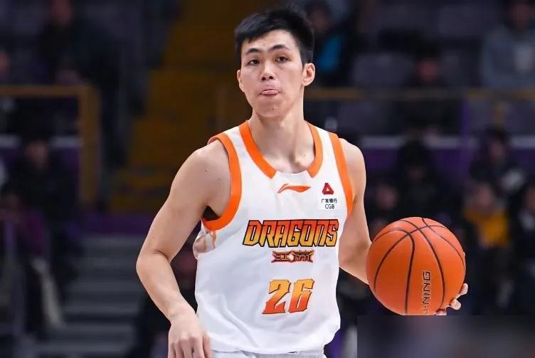 6.58亿，一个CBAicon俱乐部就这么被掏空了。
看看这些数字：欠银行6.