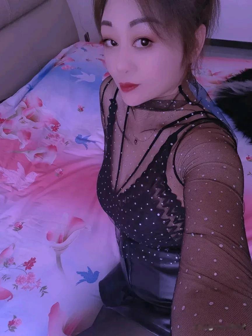 温柔粉紫色背景，甜美少女心满满！💖🌸💕