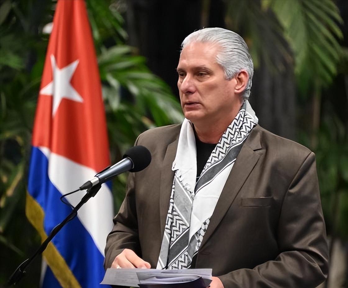 2026年3月，加勒比海的春风没能吹进哈瓦那的黑暗。
 
这个高举反美旗帜65年