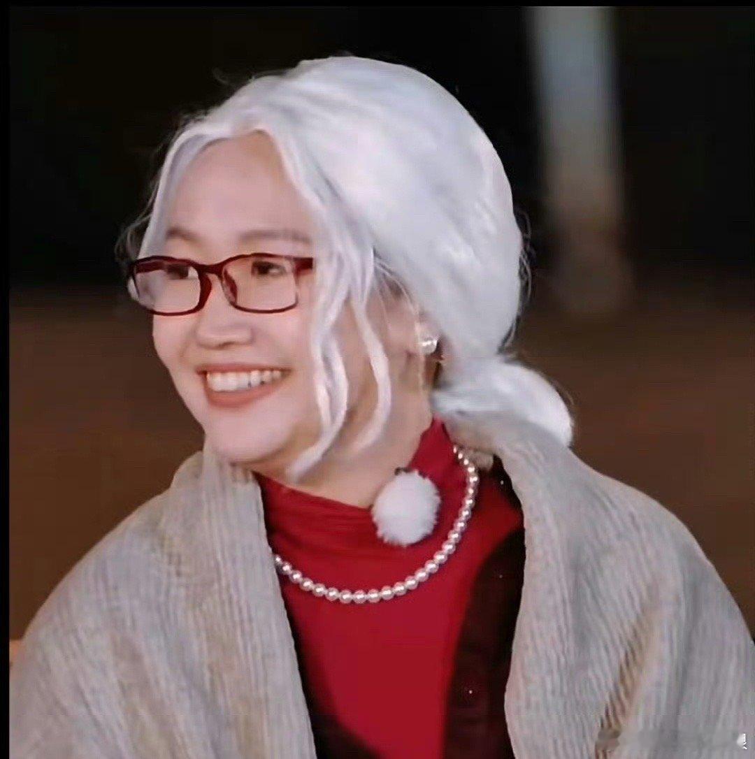 李行亮麦琳 脑白金 真的笑爆了！！！简直是一模一样！李行亮和麦琳真的是啥都能干出