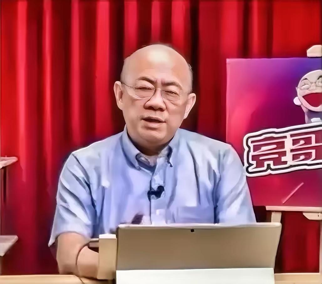 真的想不到，郭正亮不但在节目中向矢板明夫道歉，还一口一个“矢板明夫先生”！

前