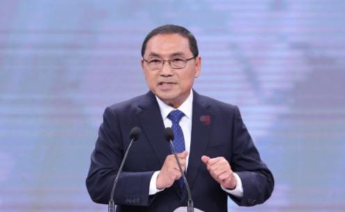 侯友宜果然没让人失望，就在赖清德窜访被迫取消后，侯友宜站出来妄称：“任何打压、伤