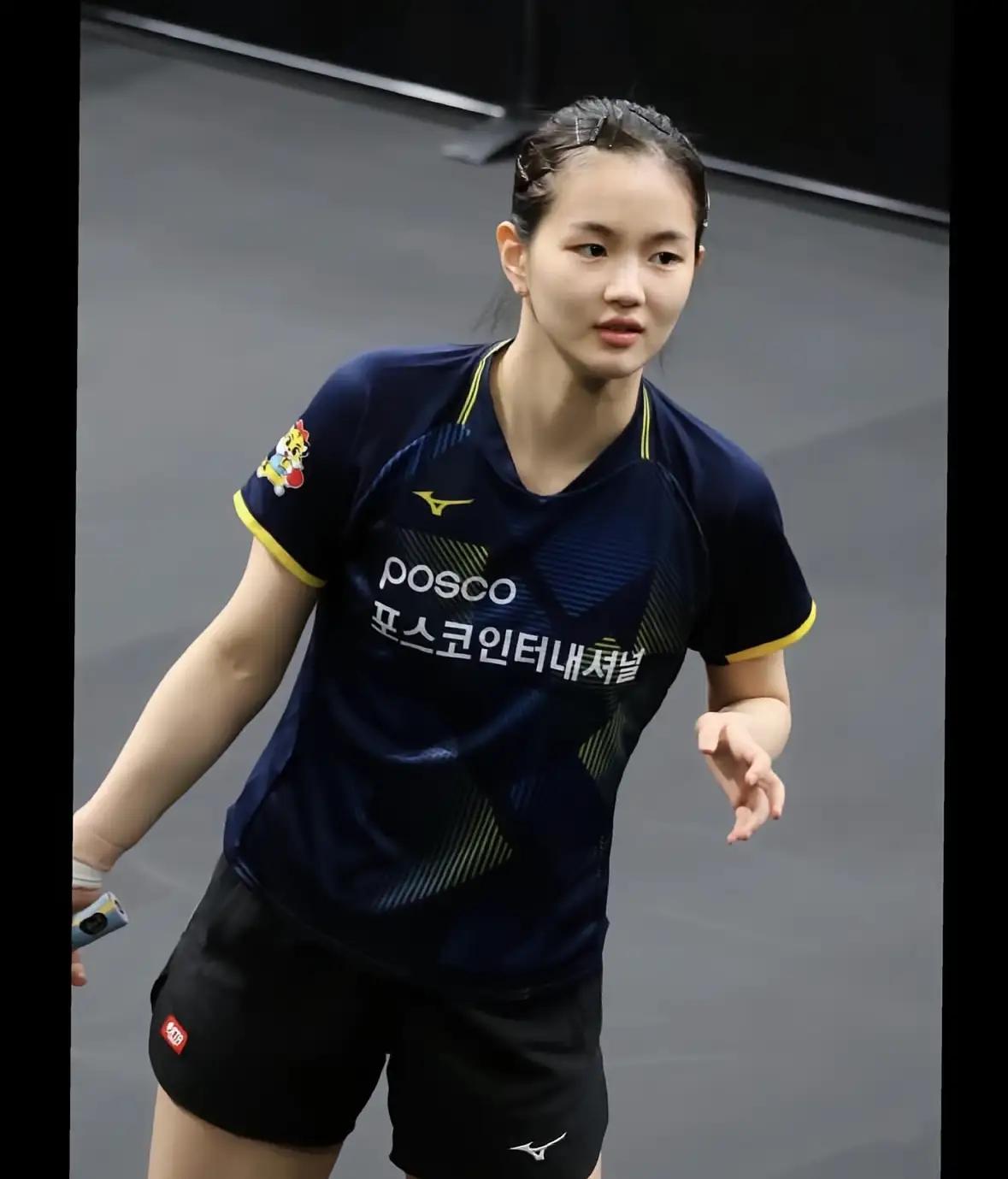 【金娜英在中国有很多粉丝】20岁的韩国乒乓球选手金娜英，因其高颜值、高情商、高球