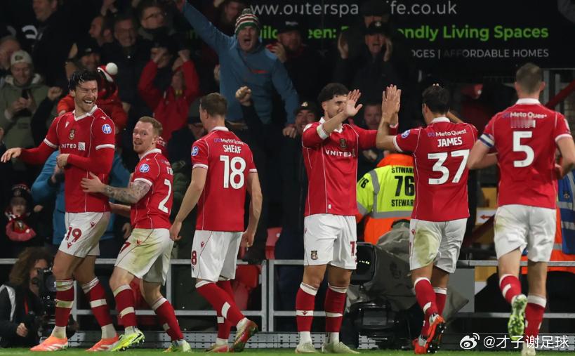 英国媒体talkSPORT证实:英冠联赛球队雷克瑟姆俱乐部的两位股东瑞安·雷诺兹