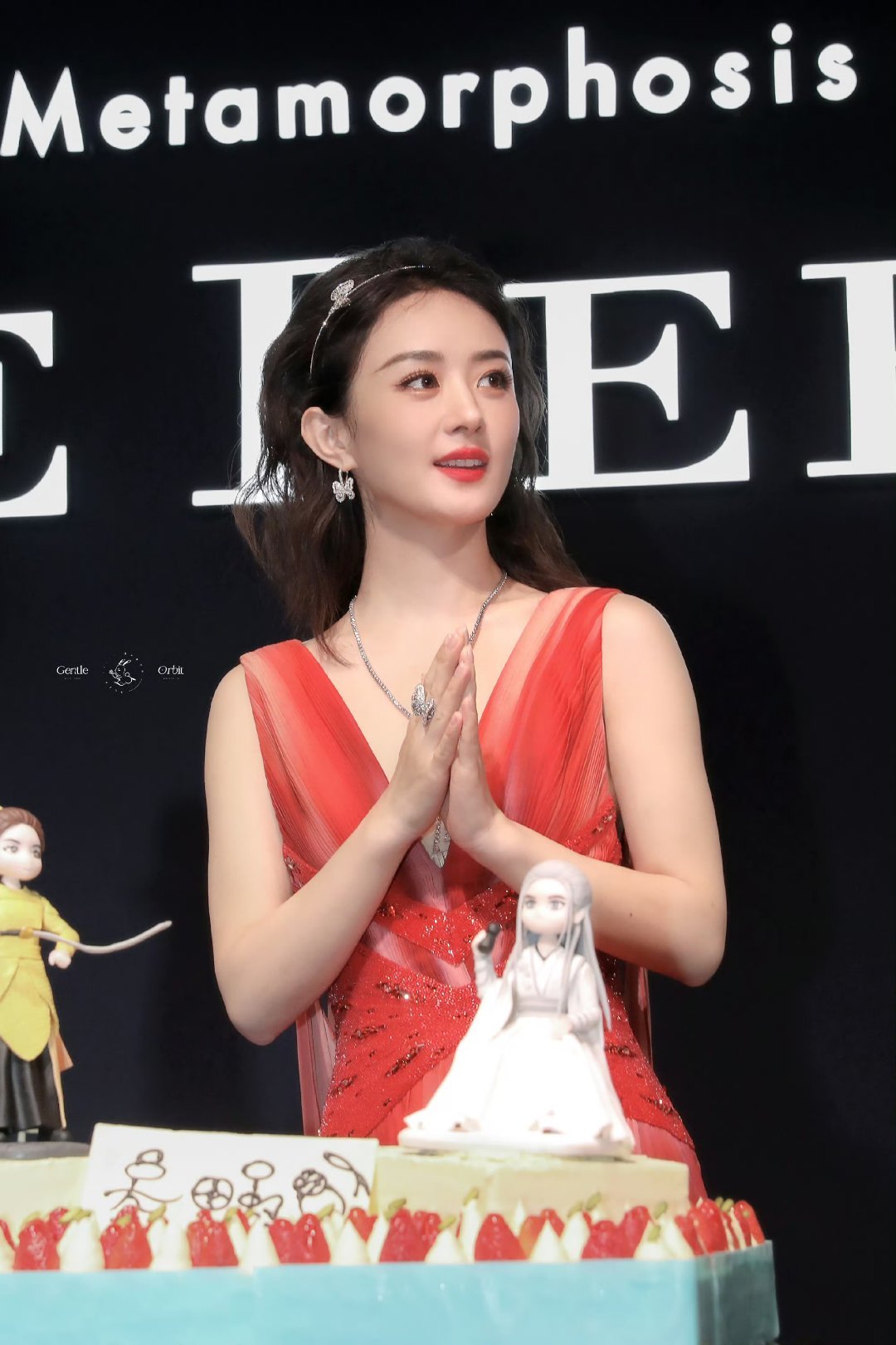 赵丽颖赵丽颖出道二十周年 zly二十春秋同伴颖,万里乘风且徐行 “兜兜转转的重逢