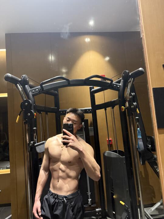 肌肉才是男生最好单品