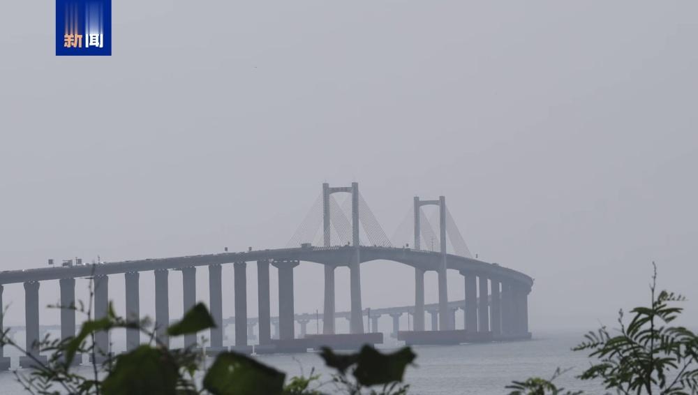 受台风“红霞”影响 广东潮州、汕头全市停课 南澳大桥25日1