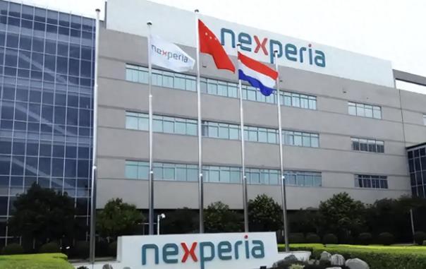 安世中国恢复对欧供货，只要客户满足三项条件，荷兰总部直接傻眼。
 
麻烦看官老爷