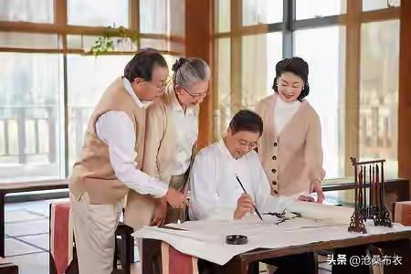 如何看待现在流行的老年大学办老年大学好！老年大学让老人的退休生活丰富多彩，也供给