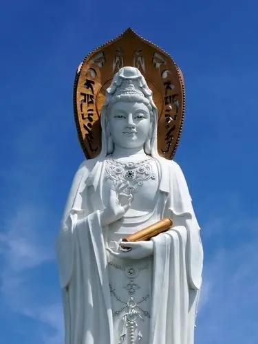 顶礼菩萨，平安喜乐，万事胜意。 ​​​