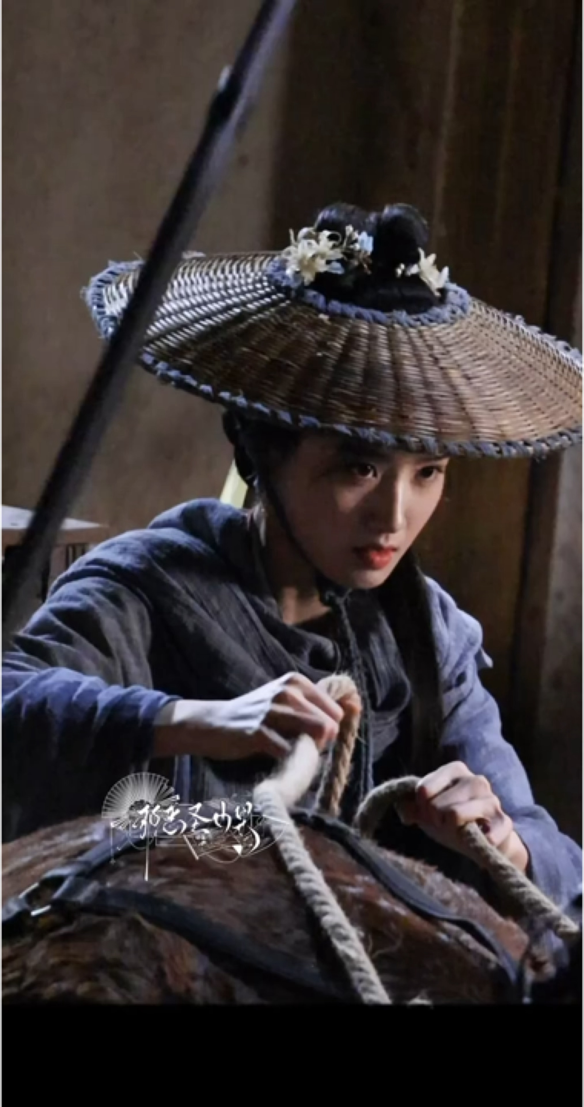 卢昱晓 x 何不同舟渡丨斗笠南衣 帅得毫不费力