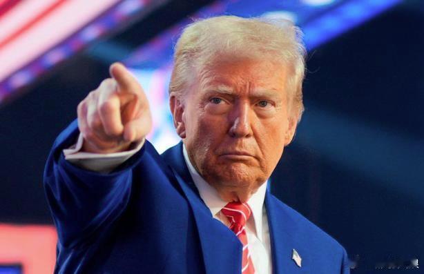 川普接近下令对伊朗实施全面打击 据Axios周三报道，川普政府在中东发动一场大规