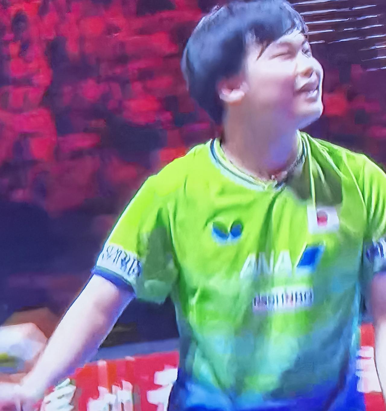 松鸟辉空拒绝逆转，4-3战胜林昀儒，闯入澳门单打世界杯男子决赛，为日本队挽住了颜