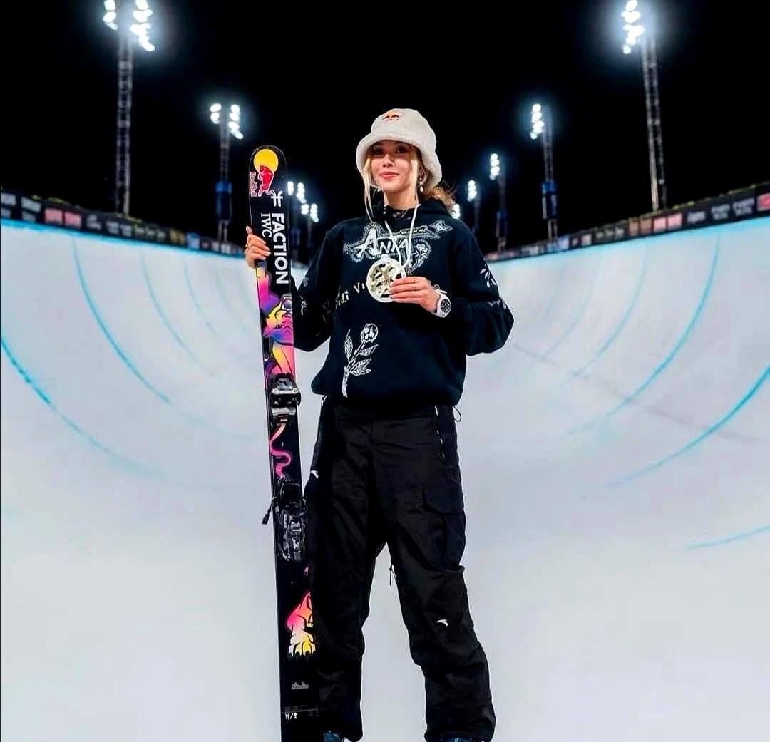 你只盯着谷爱凌的金牌，却不知道她曾摔到休克5分钟，医生都怕人醒不过来。这才是自由