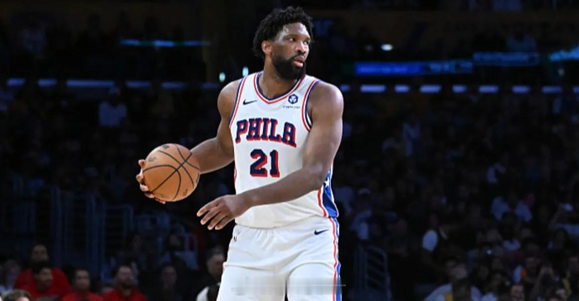 NBA退役球星、评论员沙奎尔-奥尼尔在一档节目中，谈到了当勒布朗-詹姆斯加盟76