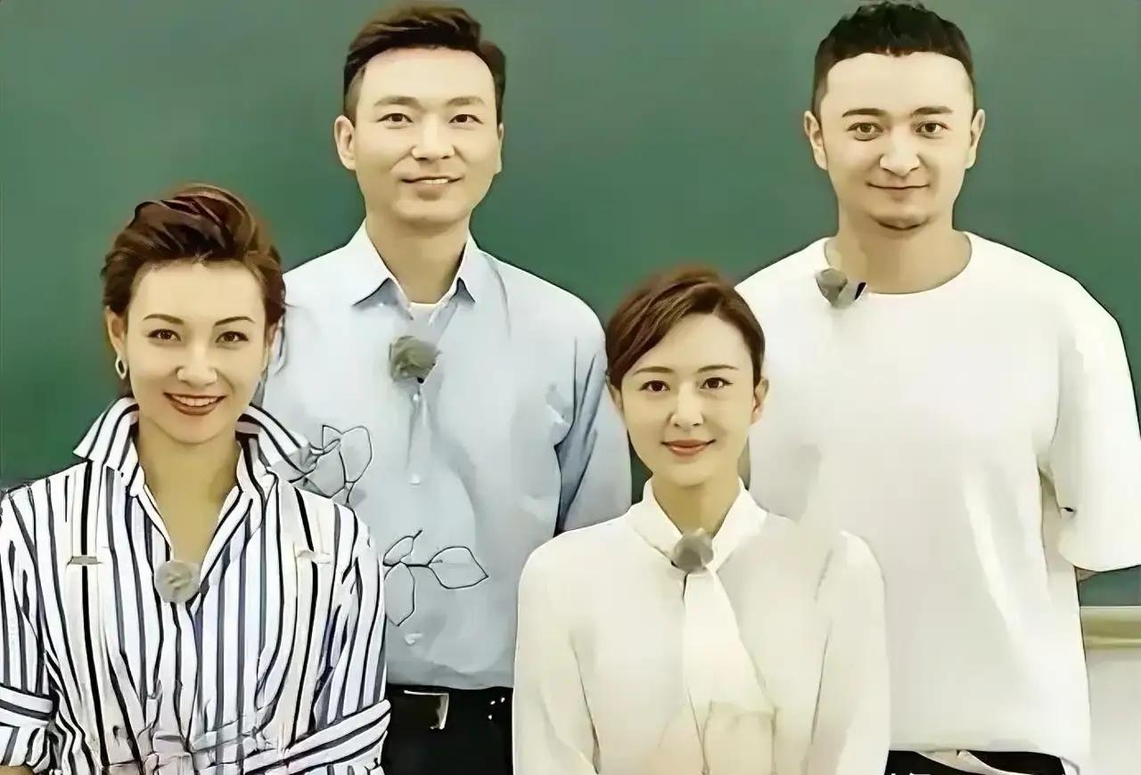 四位知名主持人，
大家都认识吧？
你最喜欢哪一位？
女央视主持人