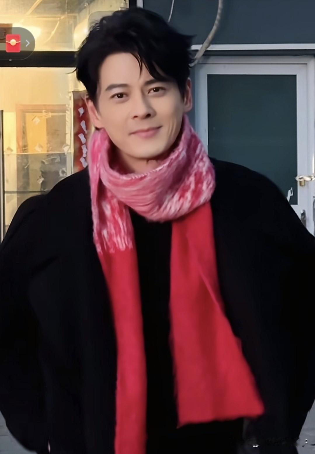 49岁郭品超回老家过年，评论区成大型催婚现场，网友真是操碎了心！
2月11日，演