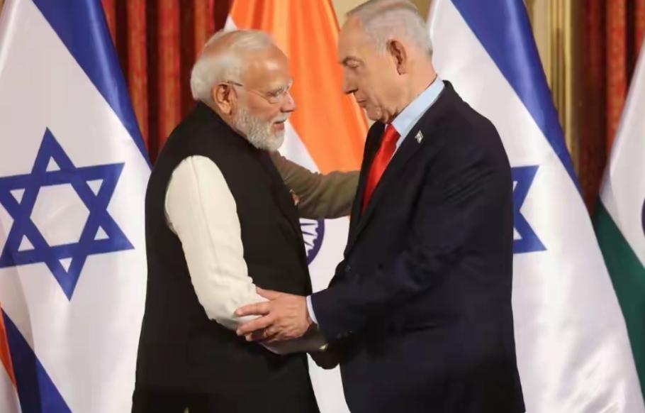 怪不得说这人“莫奷”呢。中东开战前各种活动频繁，见内塔尼亚胡又见特朗普，这背后的