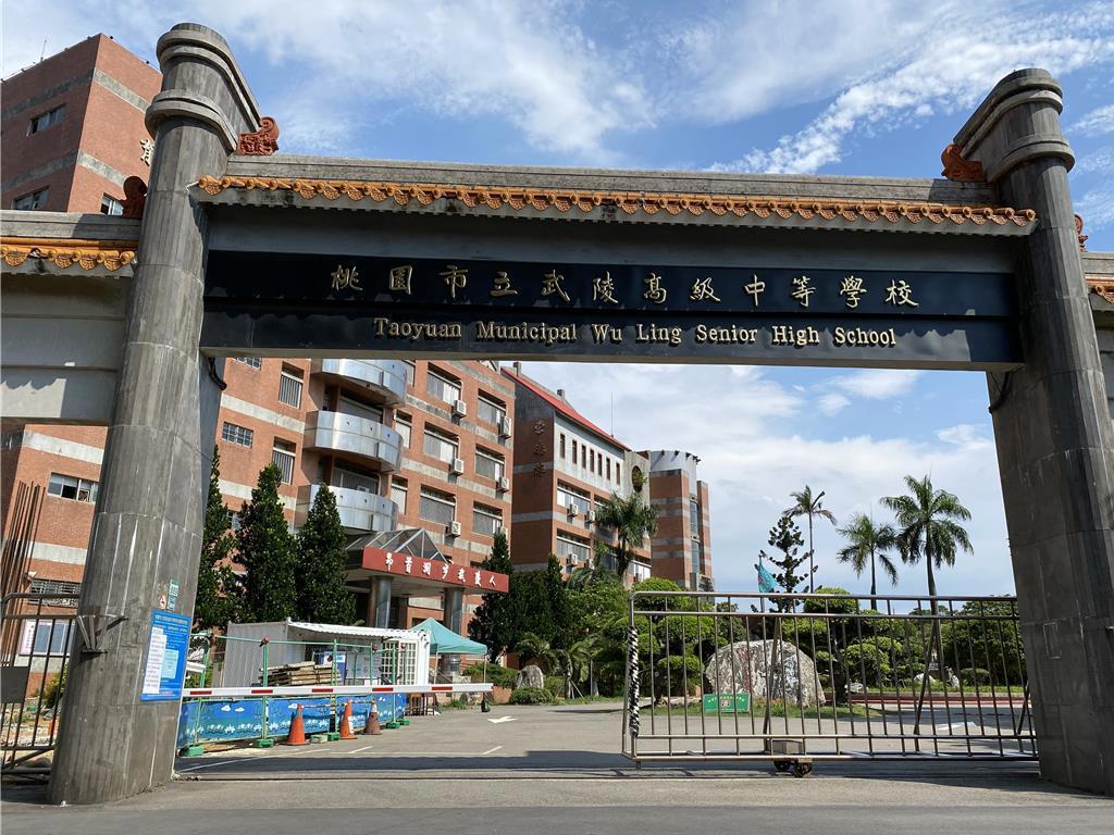 曾因“新店市长”互杠 詹江村遭武陵毕业生造谣怒提告
桃园市长张善政先前出席武陵高