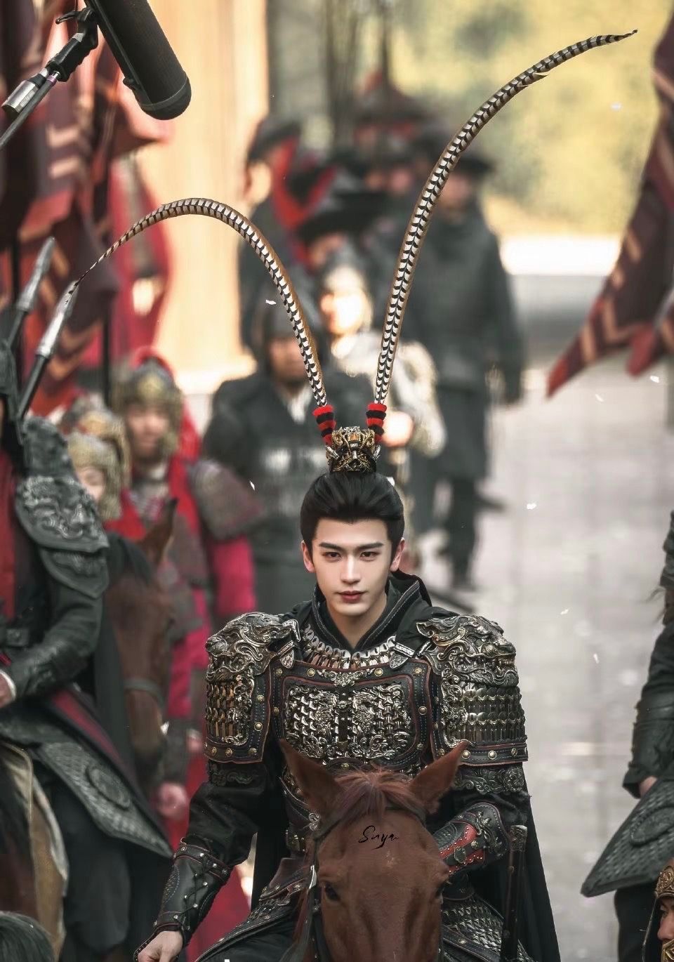 张凌赫三月全面封神 逐玉完全的有效播剧 逐玉完全的有效播剧，张凌赫三月全面封神，