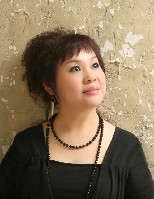 1995年，程前妻子王越发现，丈夫与一个漂亮姑娘有染，规劝不成后愤而离婚，200