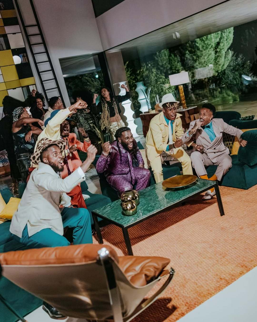 米利唐和卡马文加代表皇家马德里参与了Burna Boy新作品《FOR EVERY