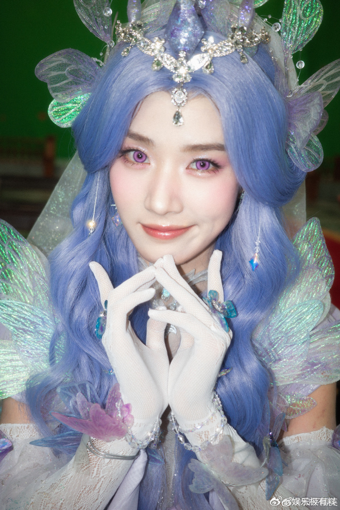 仅用0秒就get到卢昱晓的魅力了、 卢昱晓这套造型必有高人指点仅用0秒就get到