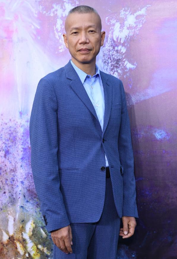 不查不知道，

查完之后我是彻底明白了，

为啥作为艺术家的蔡国强敢选在喜马拉雅