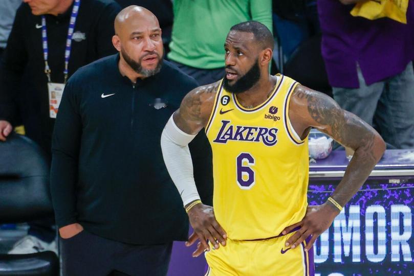 湖人大交易的三个“苗头”
距离NBA交易截止日（北京时间2月9日）临近，湖人似乎