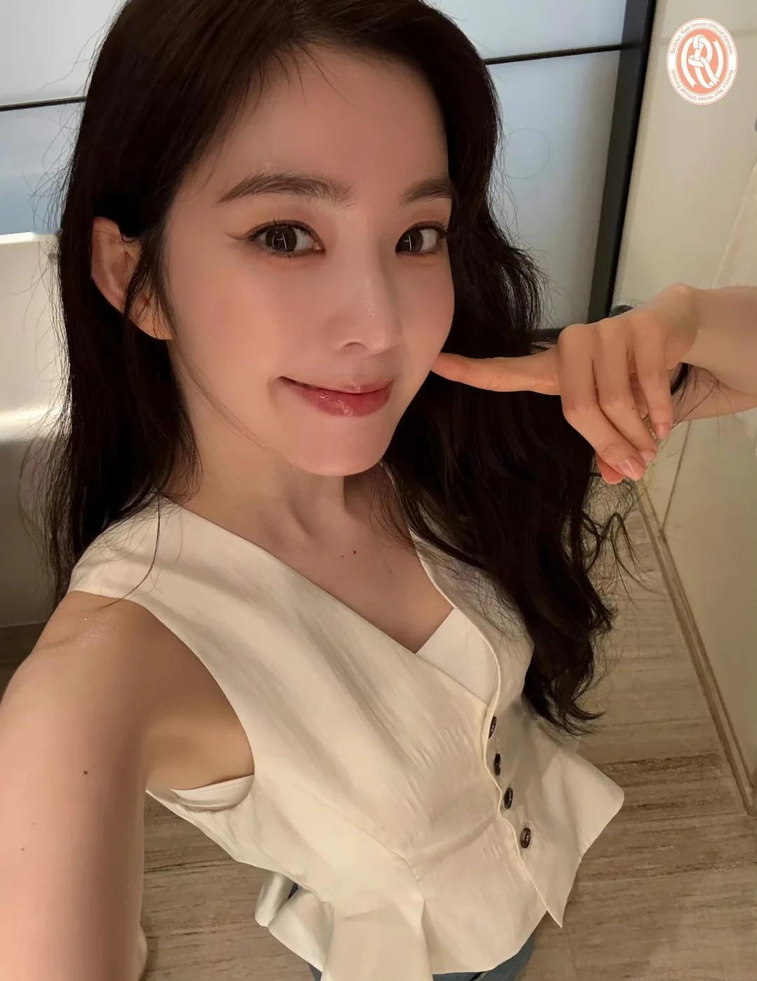 Weverse 更新相关 如此美萌的宝宝姐姐
裴珠泫 Irene