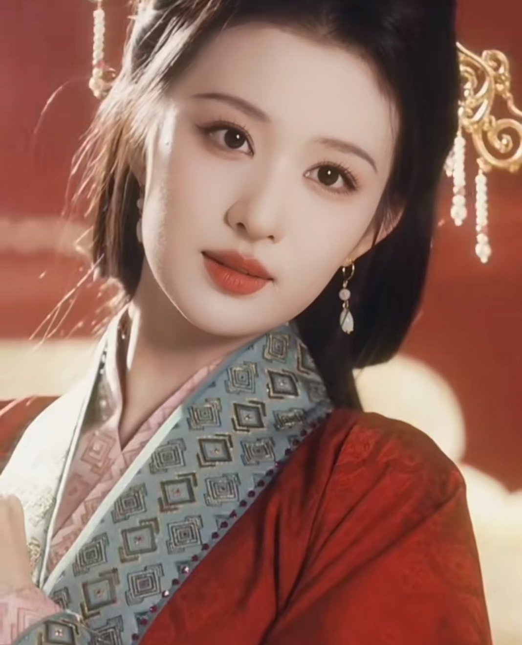 永远要相信央视的审美王楚然就是芙蓉花本花啊 