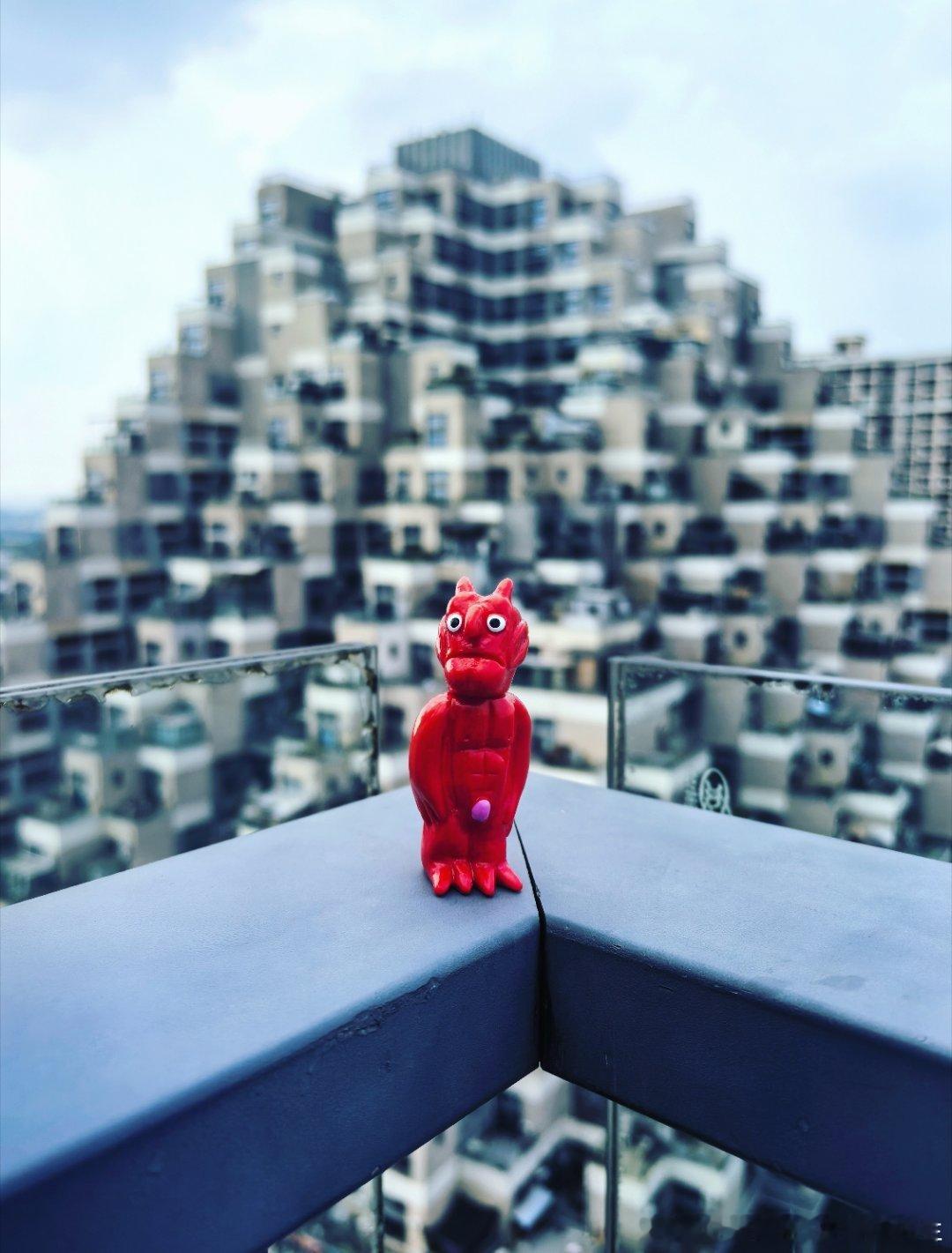 红魔到处走