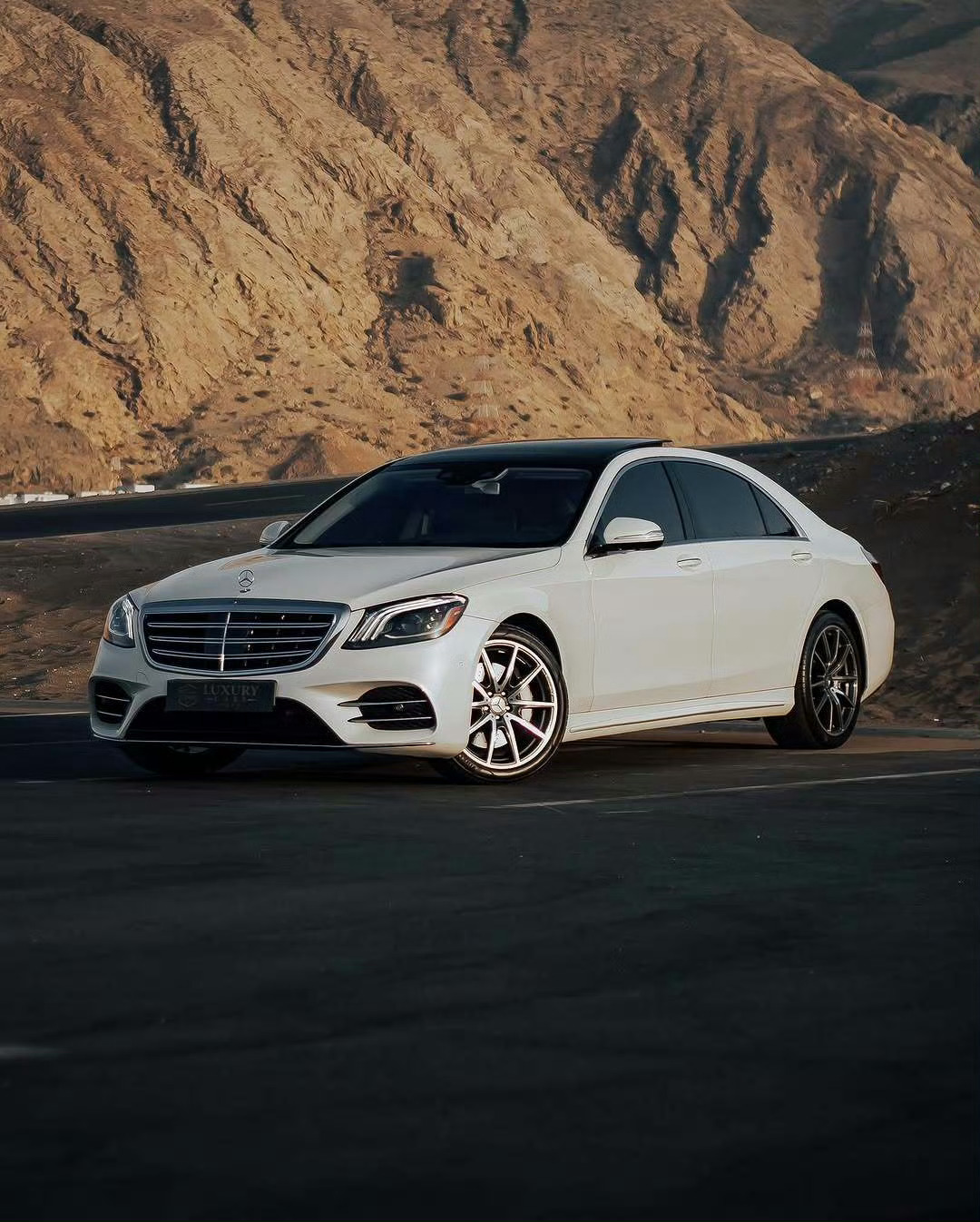 梅赛德斯–奔驰 S560 4MATIC [色][色] ​​​