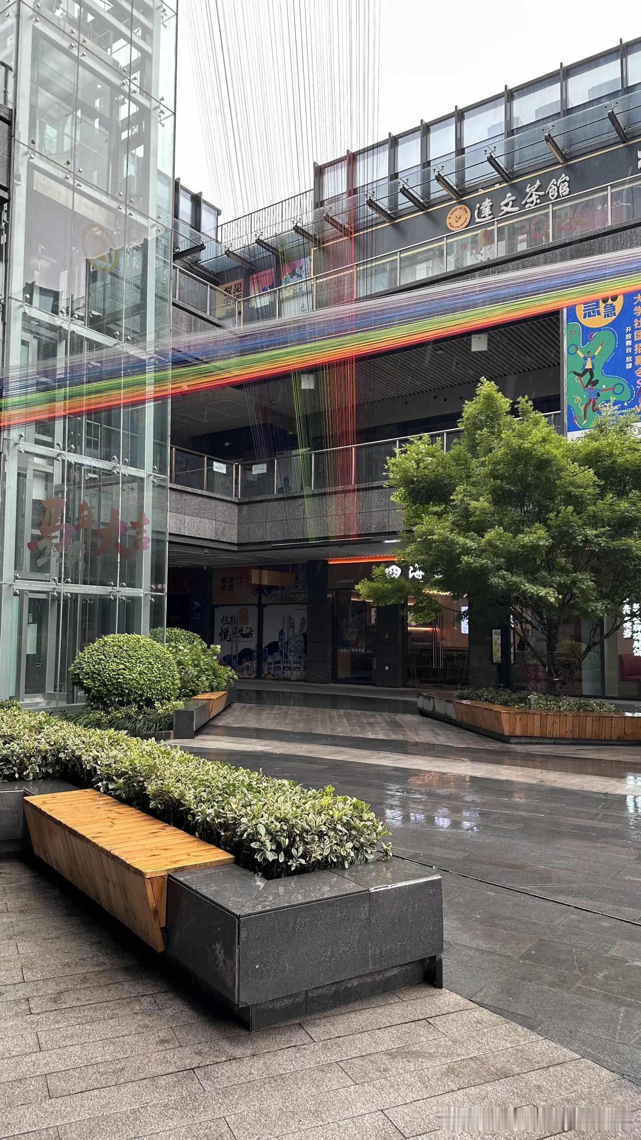 台北人在苏州，这几天下雨，但其实雨势不是很大，每天下雨的时间也不算长。一直感觉苏