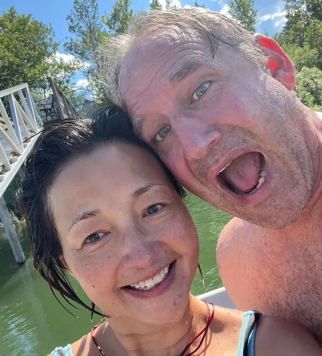 还记得这位TVB女星吗？嫁了洋人定居国外，55岁老态明显
她年轻时虽然不是一等一