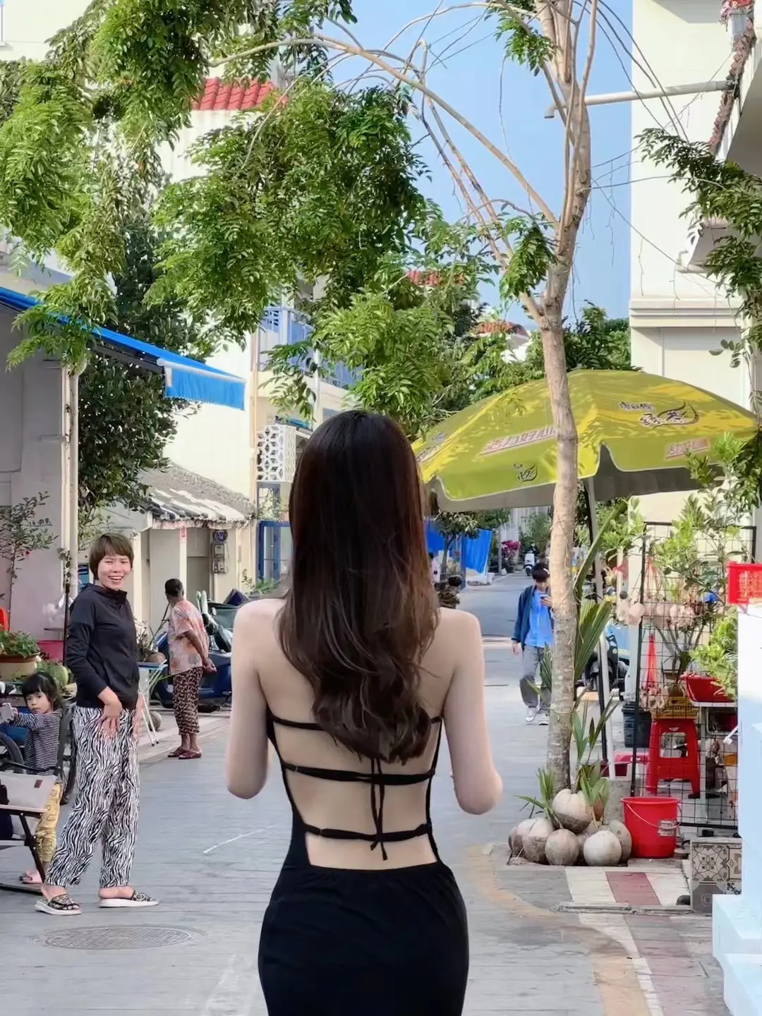 拍照的意义是记录 忘不了那次在海南 路过这边 路人姐姐看着我说 你是哪...