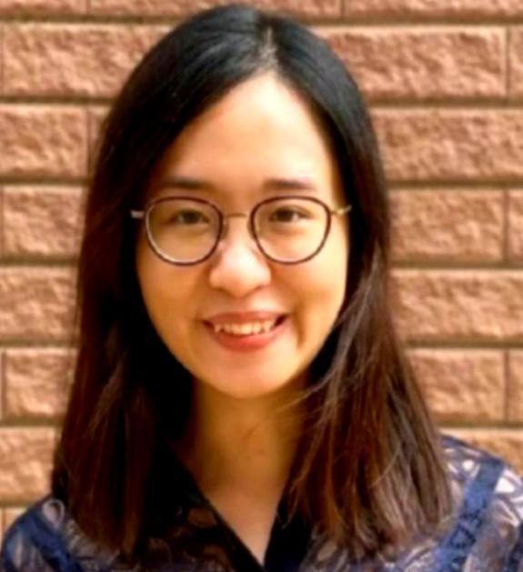 乱港分子何依琼决定从香港移居至英国，然而，仅在抵达英国之后仅过了半年，她便选择了