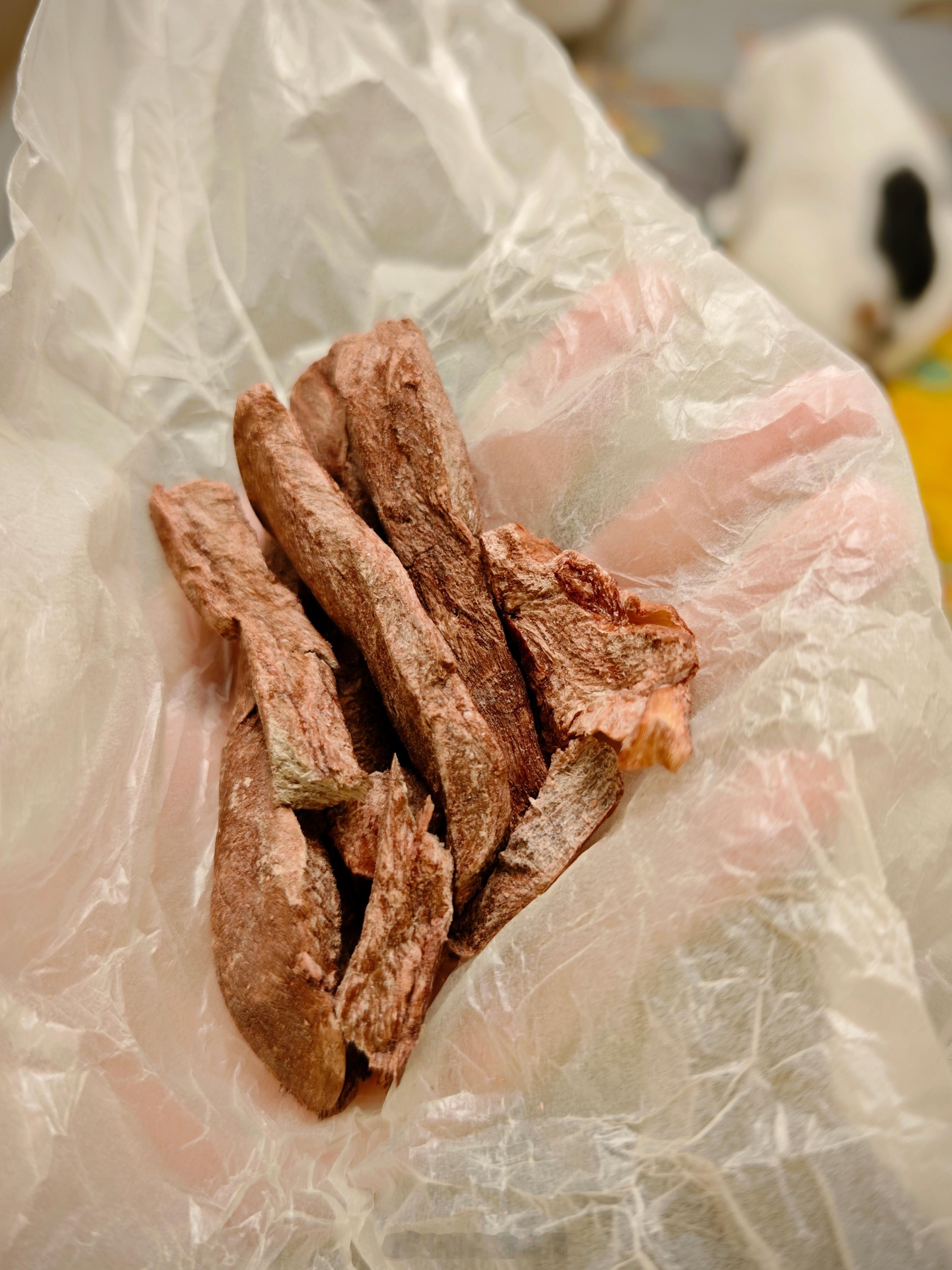 骆驼心居然这么香 意外的好吃虽然闻起来就是大动物的那种味但比马心牛心好吃 猫猫喜