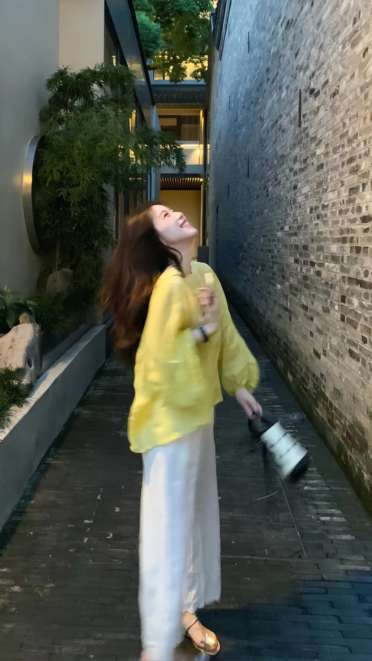 毫不费力地打开初秋穿搭 早秋新款 慵懒风穿搭 时髦穿搭 小个子穿搭